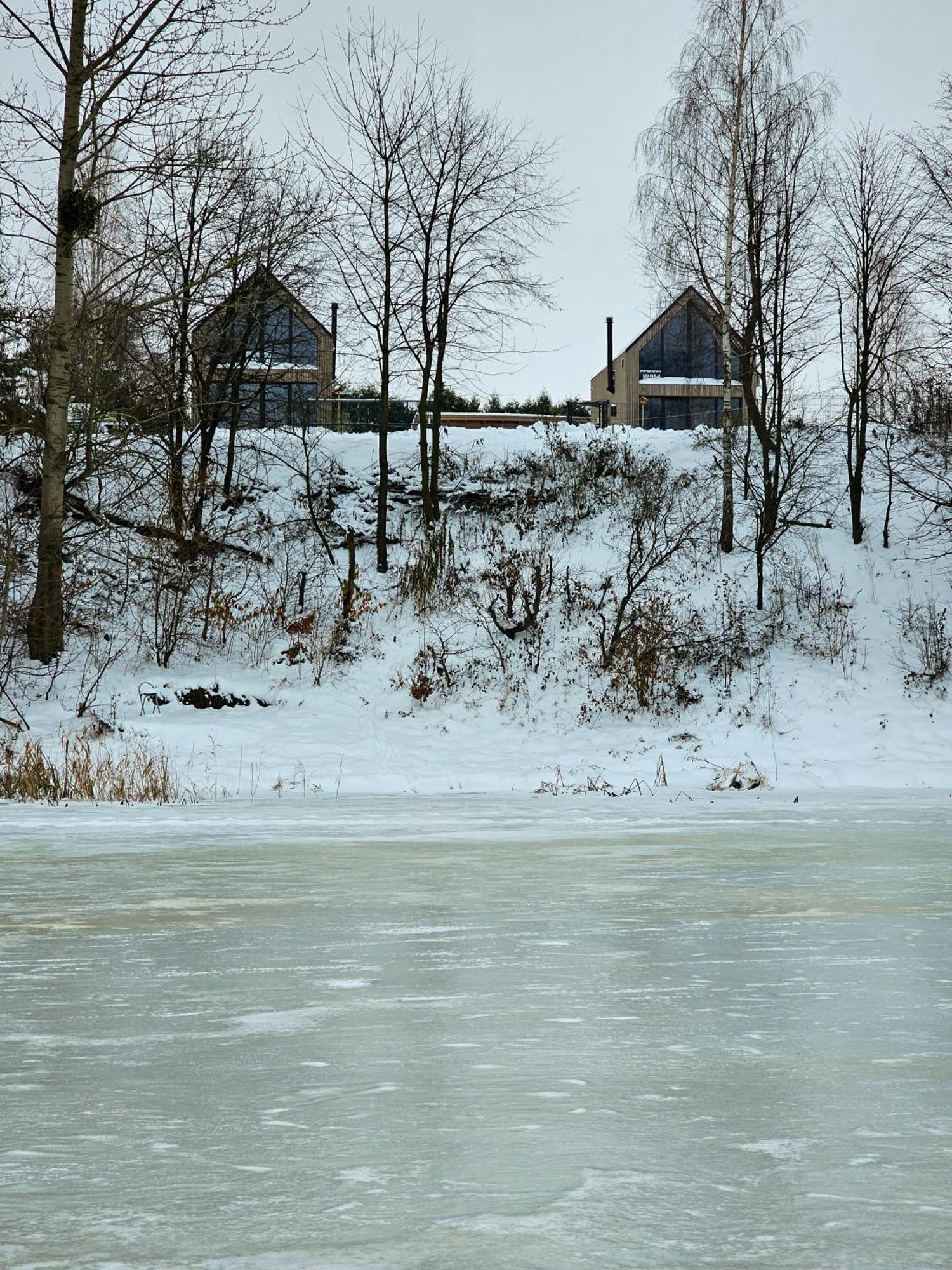 Hytte Na Wyspie -,,Roztoczanskie Morze" Kulikow Bagian luar foto